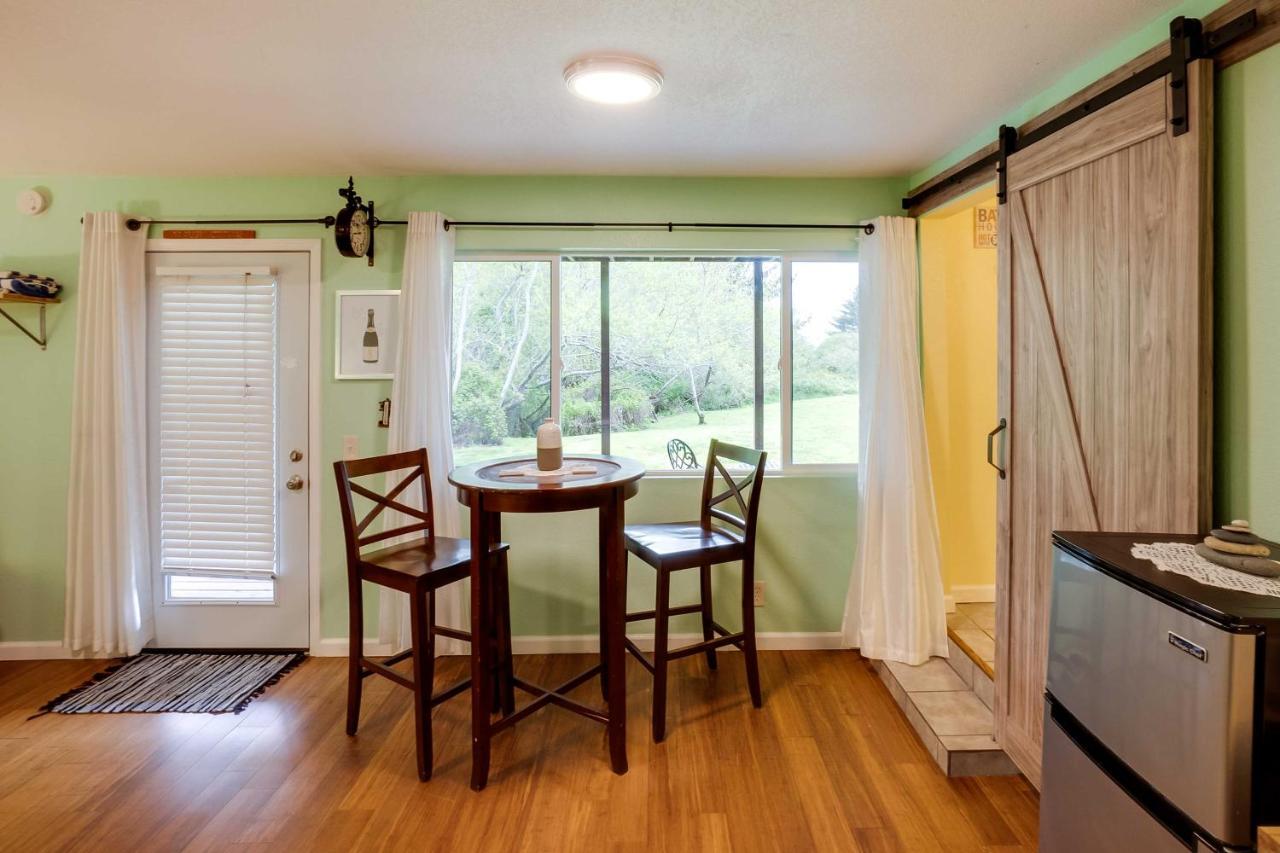 Soothing Studio With Lush Views 2 Mi To Beach! Smith River Exterior foto